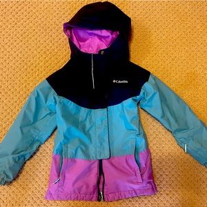 Girls size small winter 2 in 1 jacket. Omni heat good condition